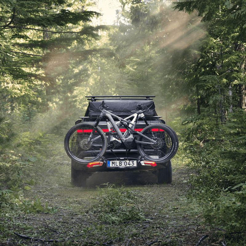 Thule Epos mieten: Sicherer E-Bike-Transport im Herbst
